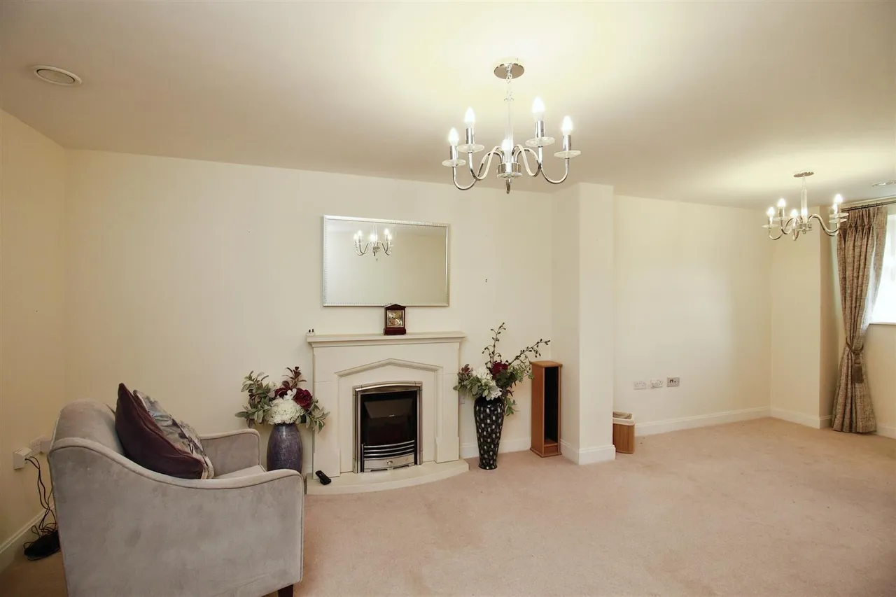 Blossomfield Road, Solihull, B91, photo 3