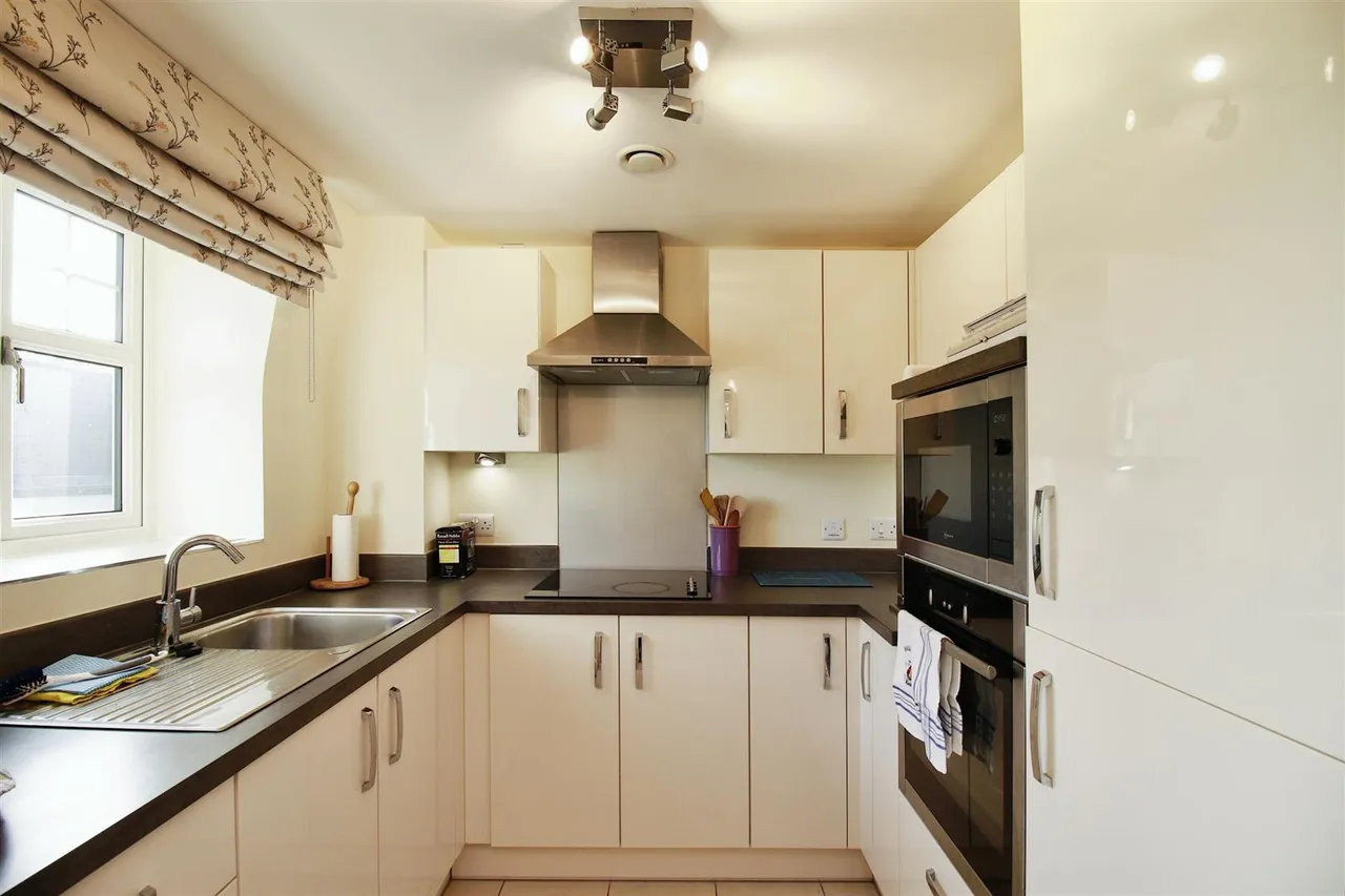 Blossomfield Road, Solihull, B91, photo 10