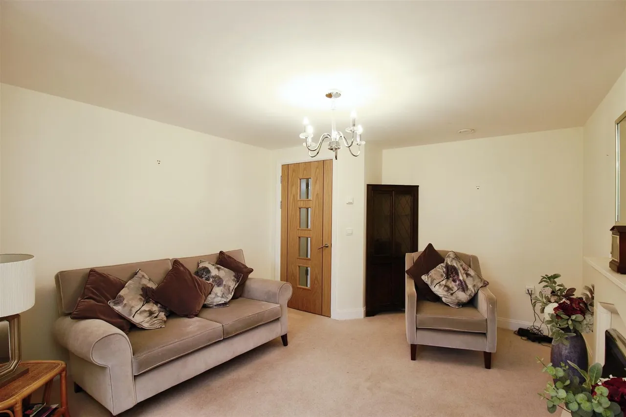 Blossomfield Road, Solihull, B91, photo 6