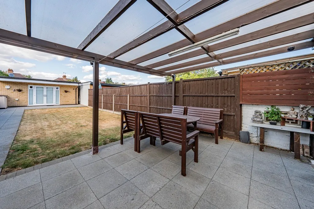 Weald Road, Hillingdon, UB10, photo 29