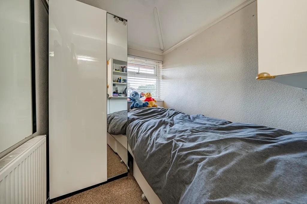 Weald Road, Hillingdon, UB10, photo 32