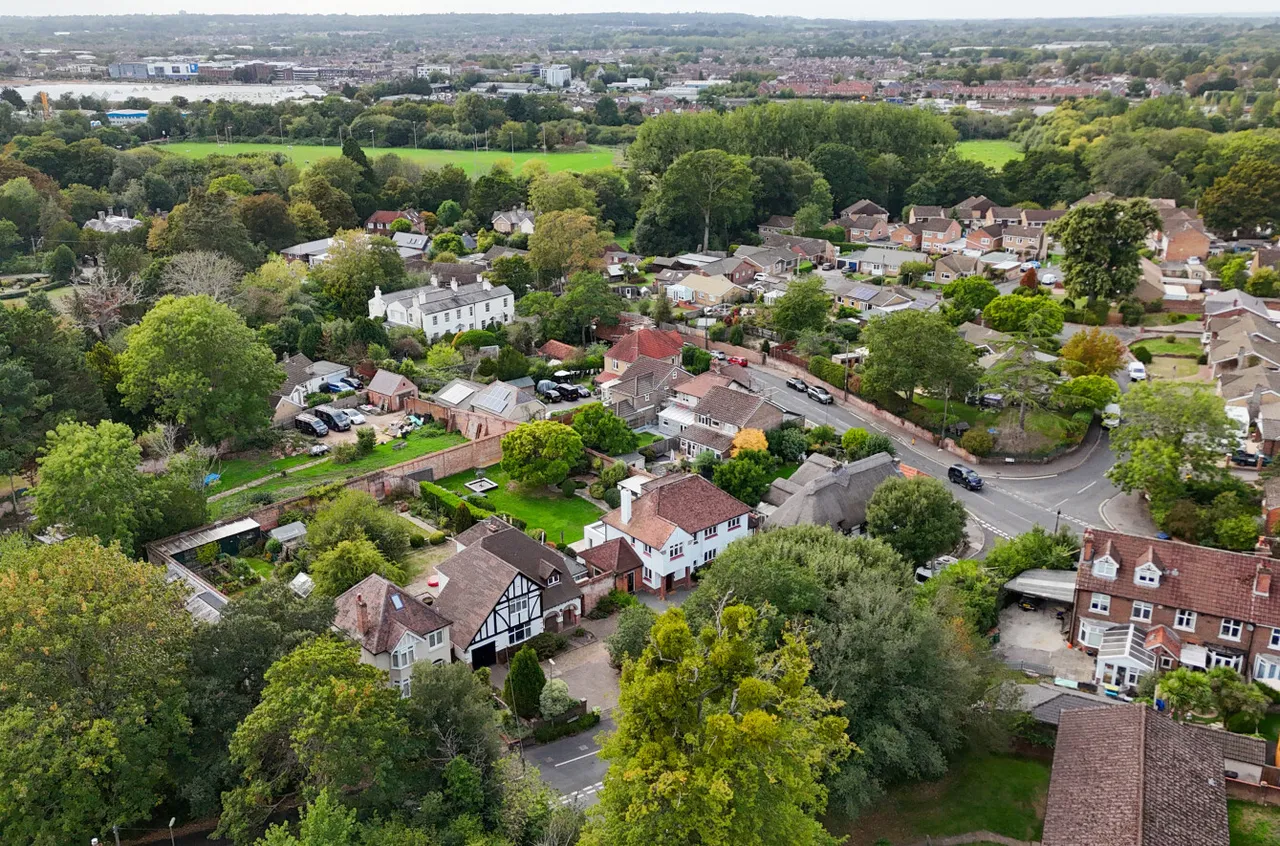 Spring Lane, Bishopstoke, SO50, photo 22