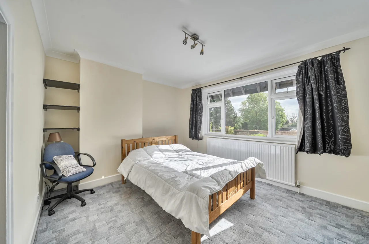 Spring Lane, Bishopstoke, SO50, photo 13