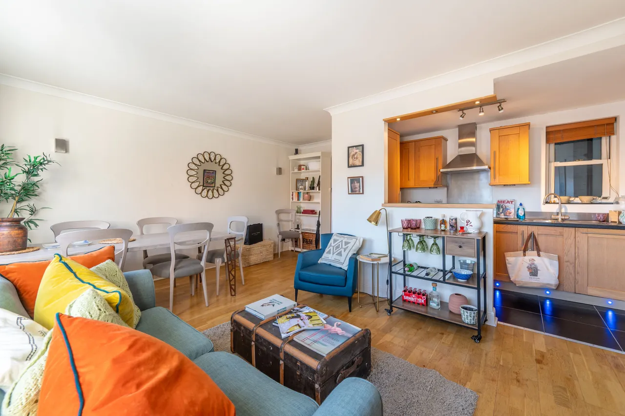 Flat 3, 22-24 Monmouth Road, London, photo 5