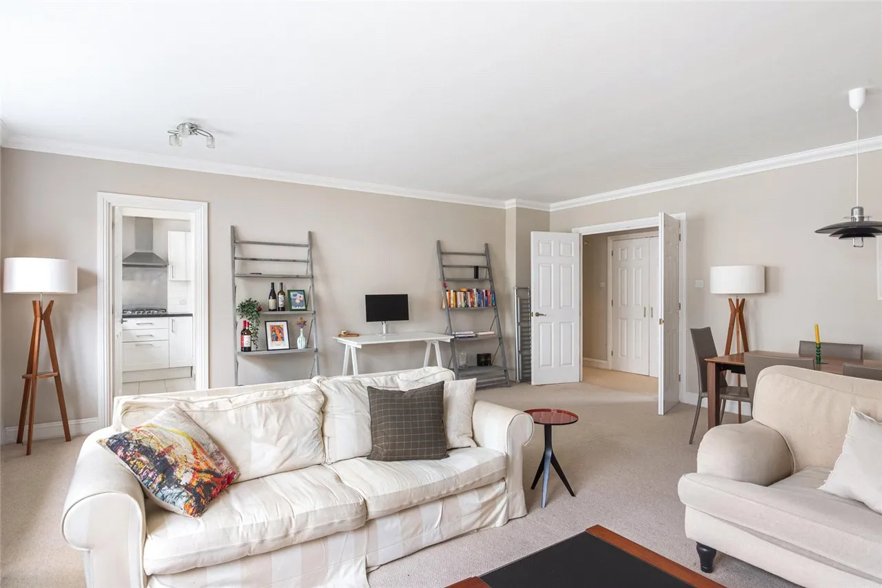 Kennington Lane, London, SE11, photo 12