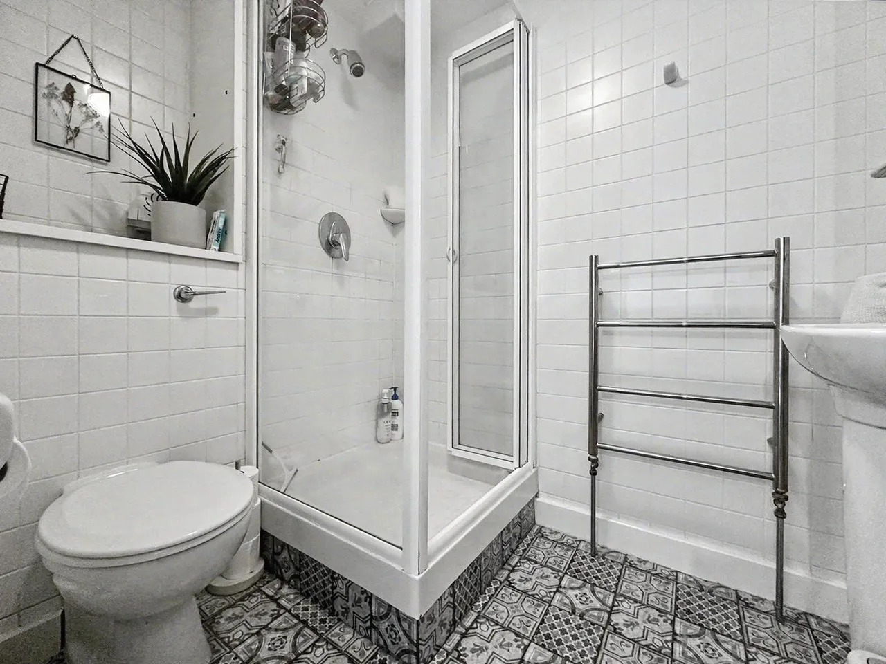 Broadgate Lane, Horsforth, LS18, photo 9