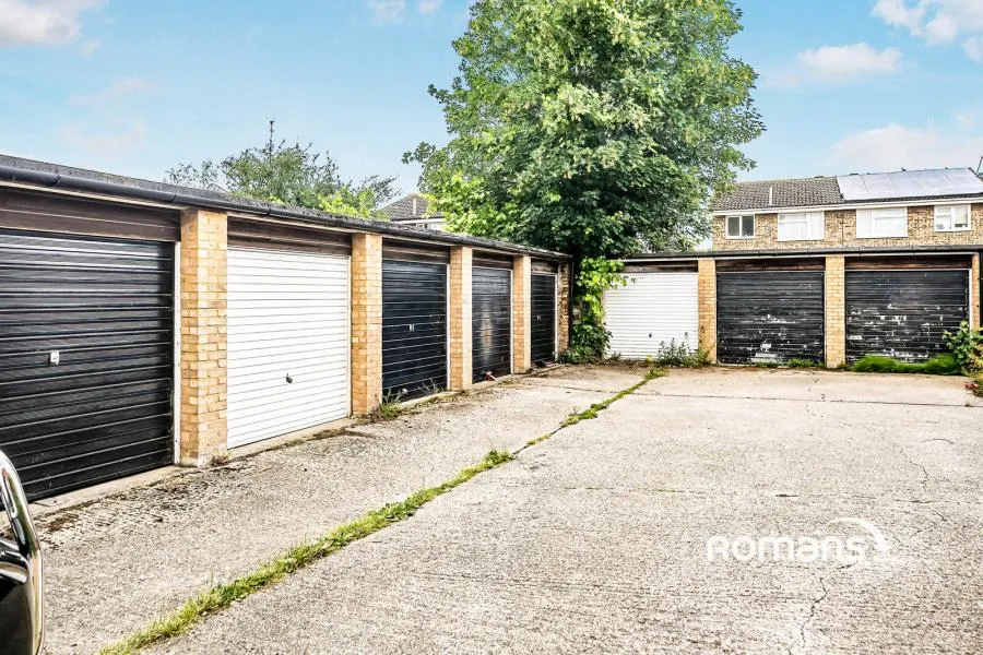 Lillibrooke Crescent, Maidenhead, SL6, photo 10