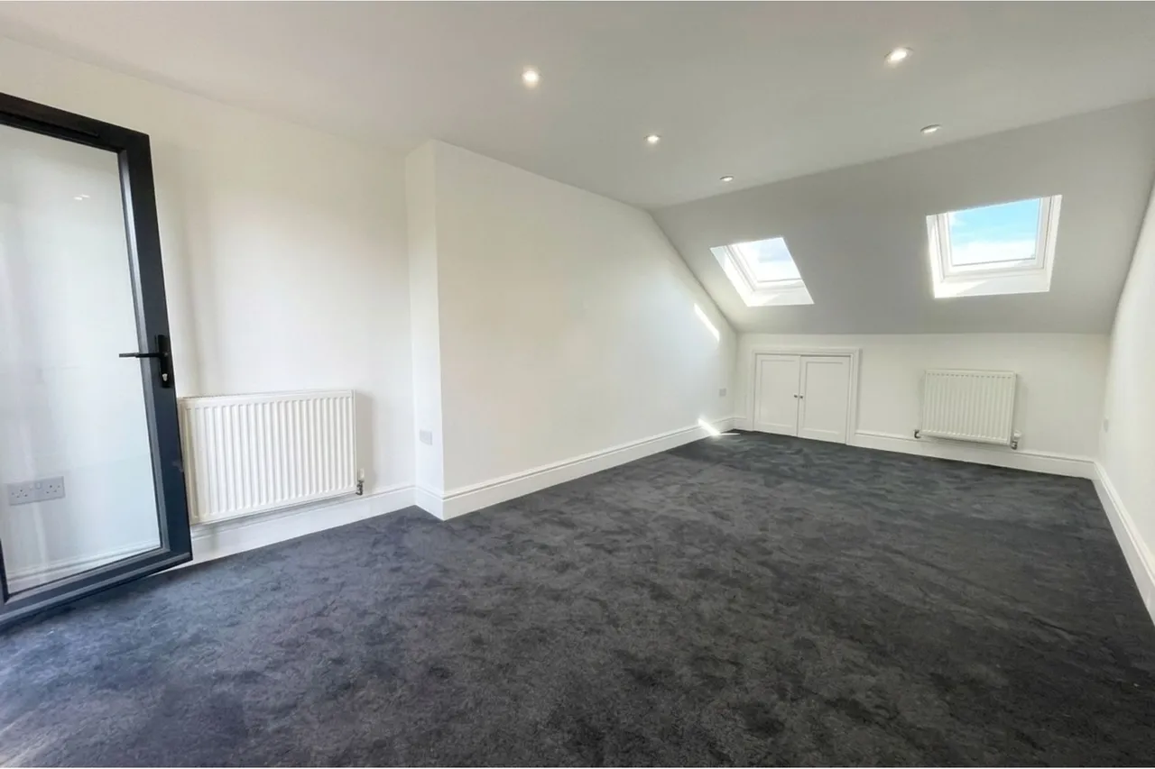 Herbert Road, London, SE18, photo 4