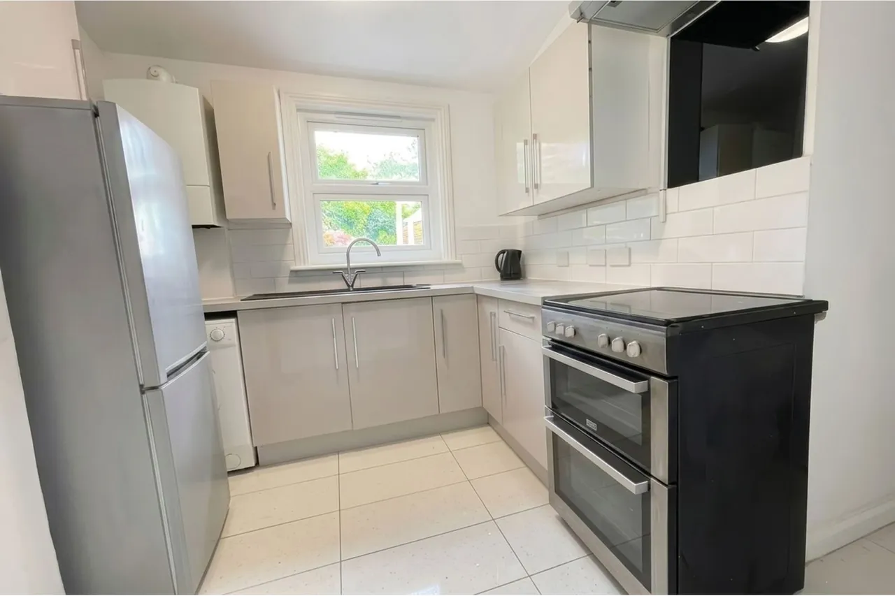 Herbert Road, London, SE18, photo 2