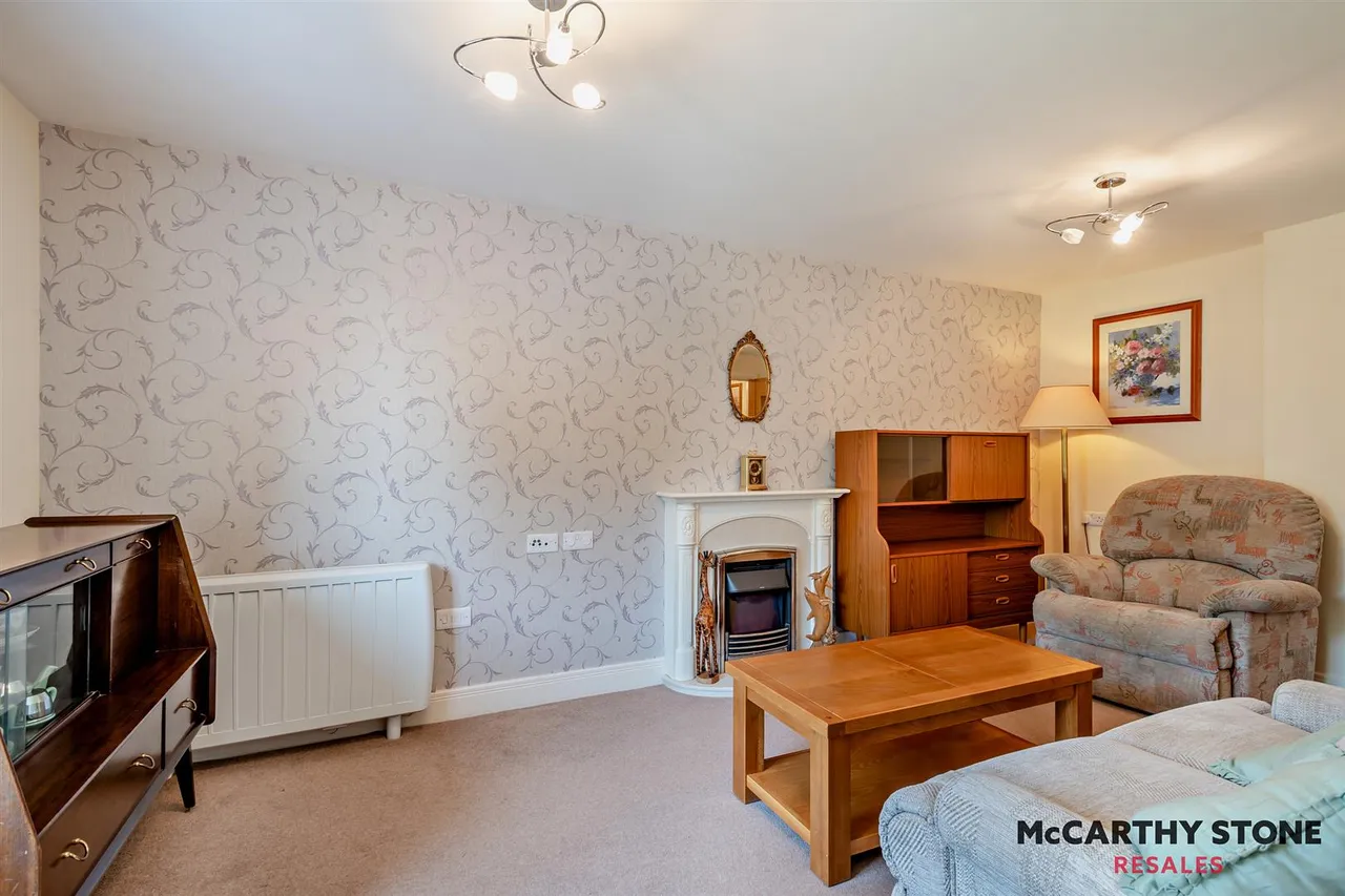 Yarmouth Road, Thorpe St. Andrew, NR7, photo 16