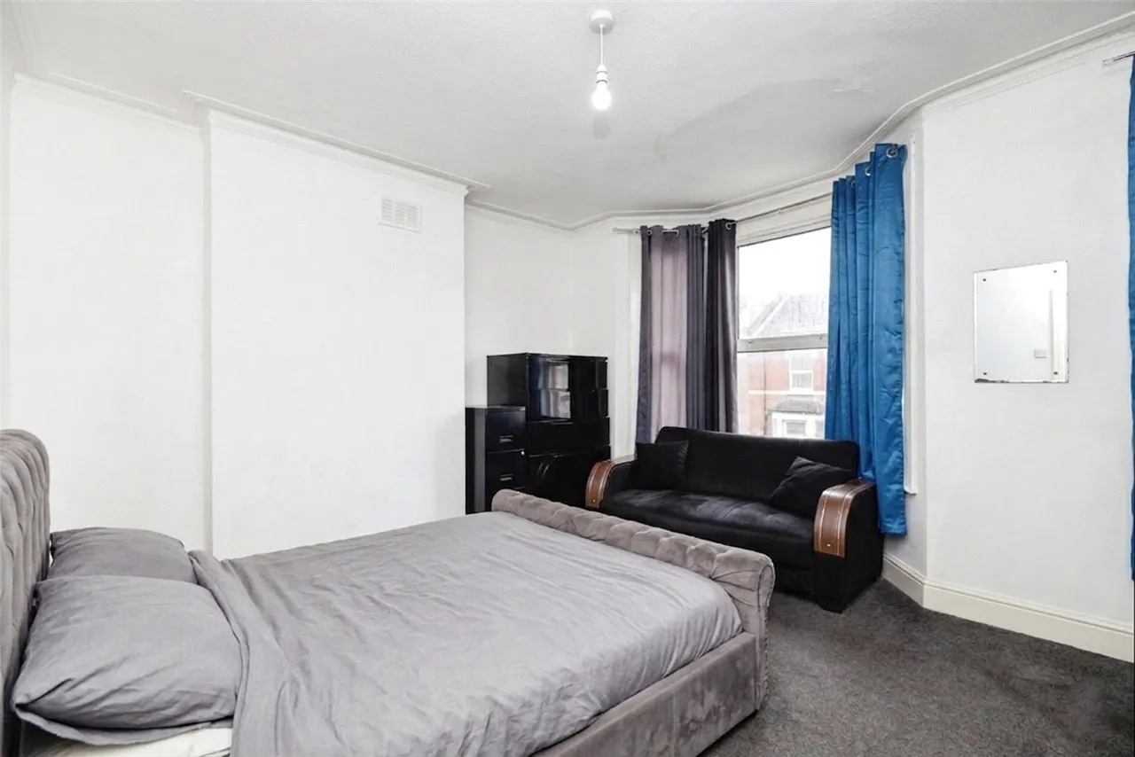 Nelgarde Road, London, SE6, photo 5