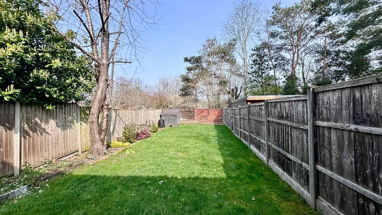 Galloway Close, Fleet, Hampshire, GU51 2TJ, photo 6