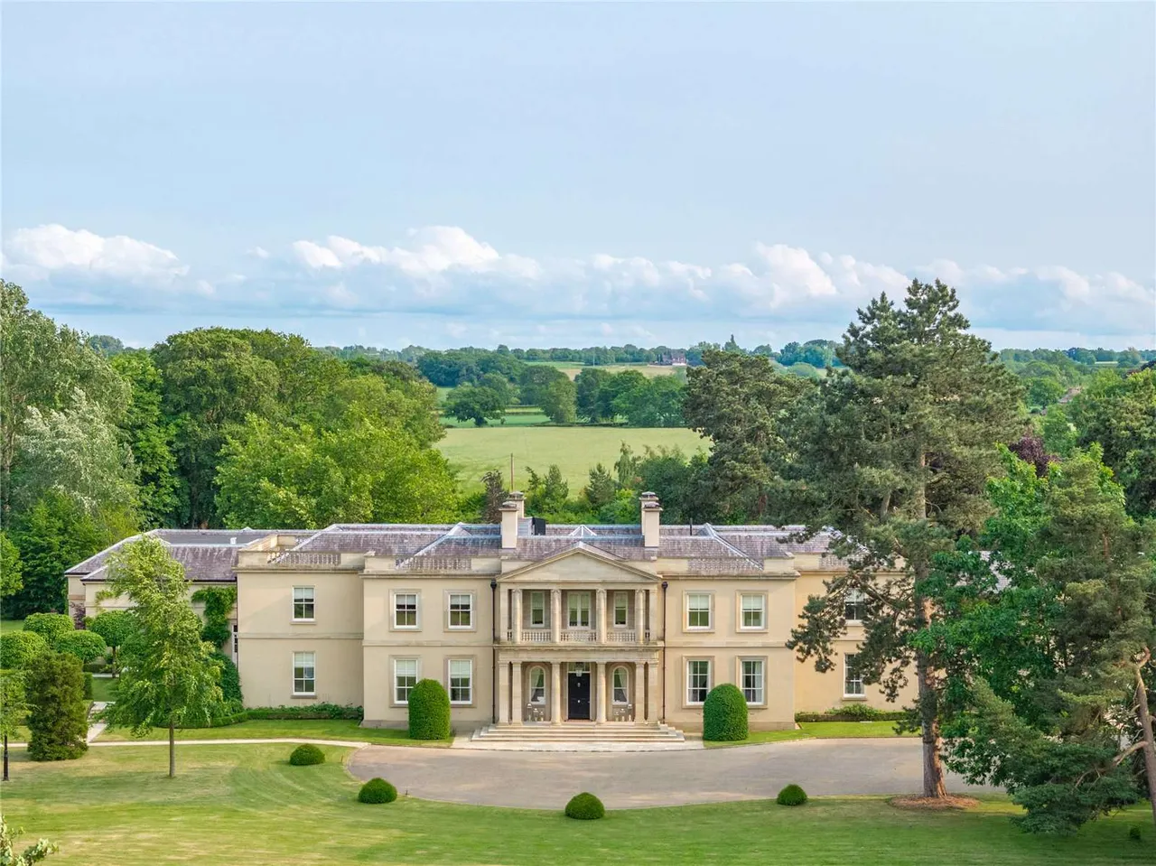 Half Acre Lane, WA4, photo 2