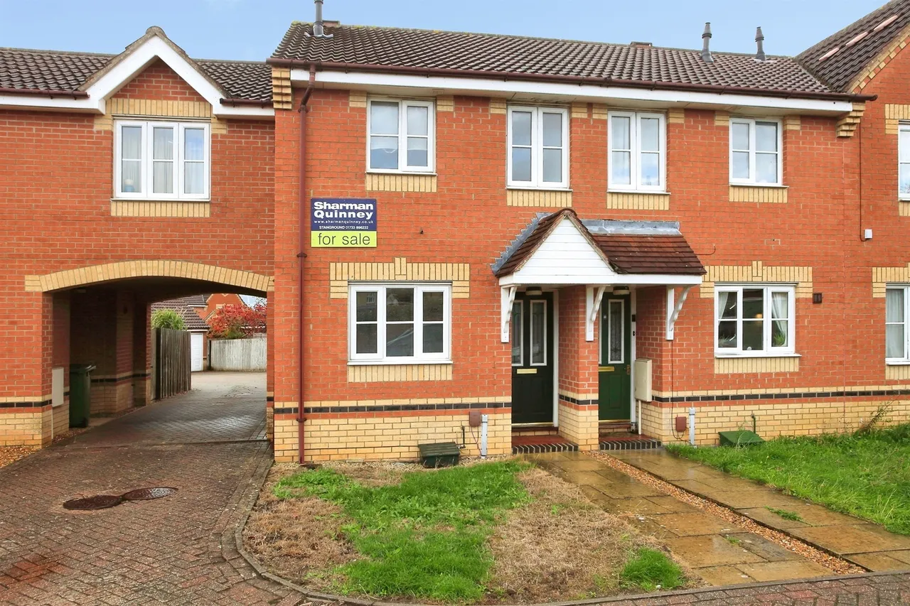 2 bed house for sale, Turnstone Way, Peterborough, PE2