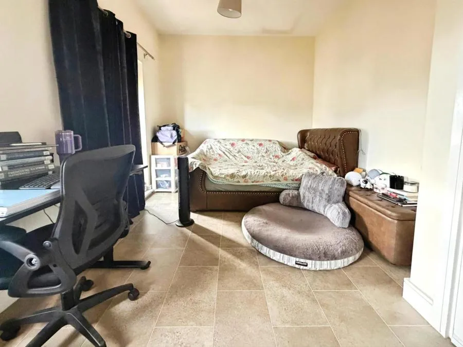 Churchill Road, Uxbridge, UB10, photo 13