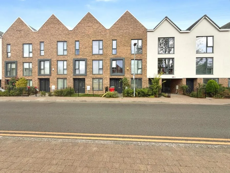 Churchill Road, Uxbridge, UB10, photo 11