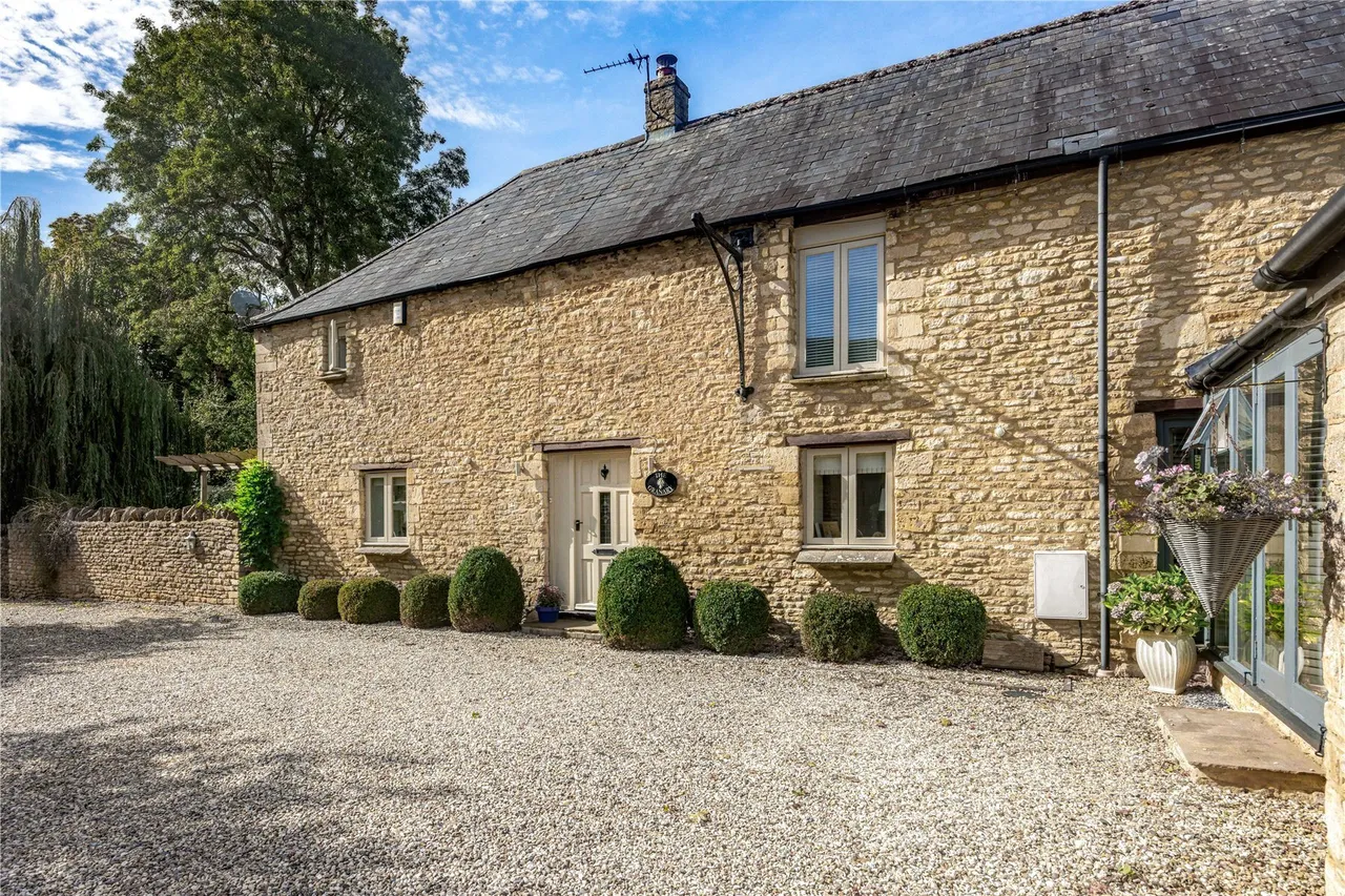 4 bed barn conversion for sale — Canal Road, Thrupp, Kidlington, Oxfordshire, OX5