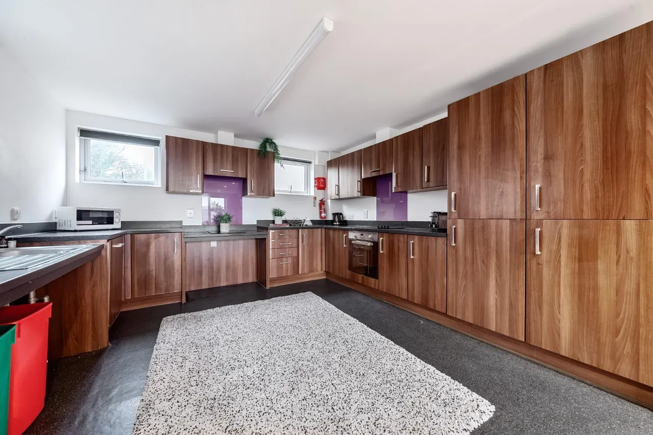 1 bed flat to rent, Plymbridge Lane, Derriford