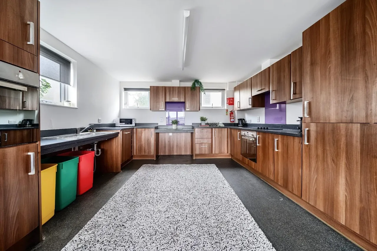 Plymbridge Lane, Derriford, photo 13