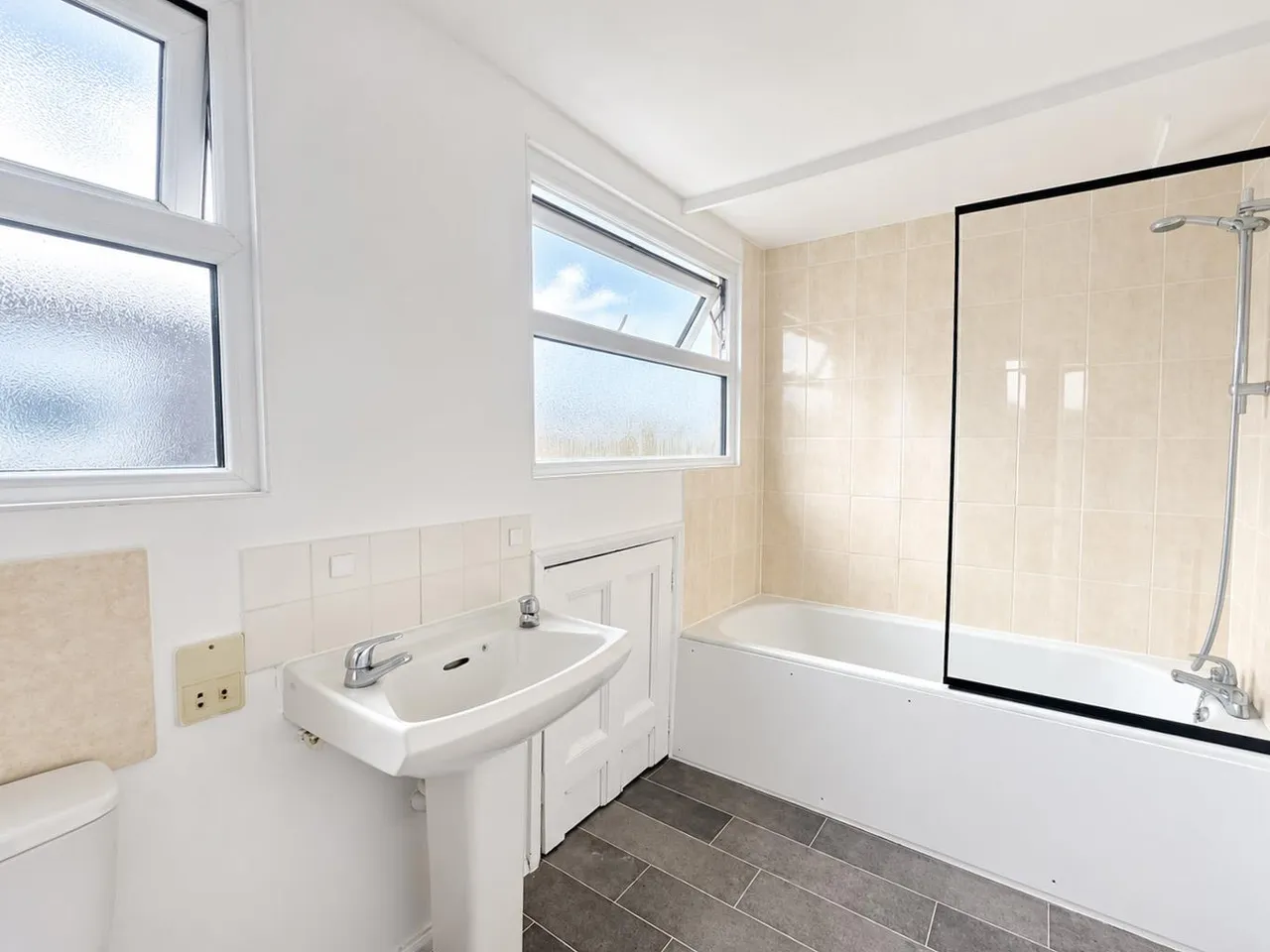 Seaside, Eastbourne, BN22 7QW, photo 9