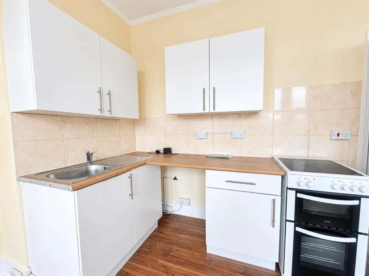 Seaside, Eastbourne, BN22 7QW, photo 7