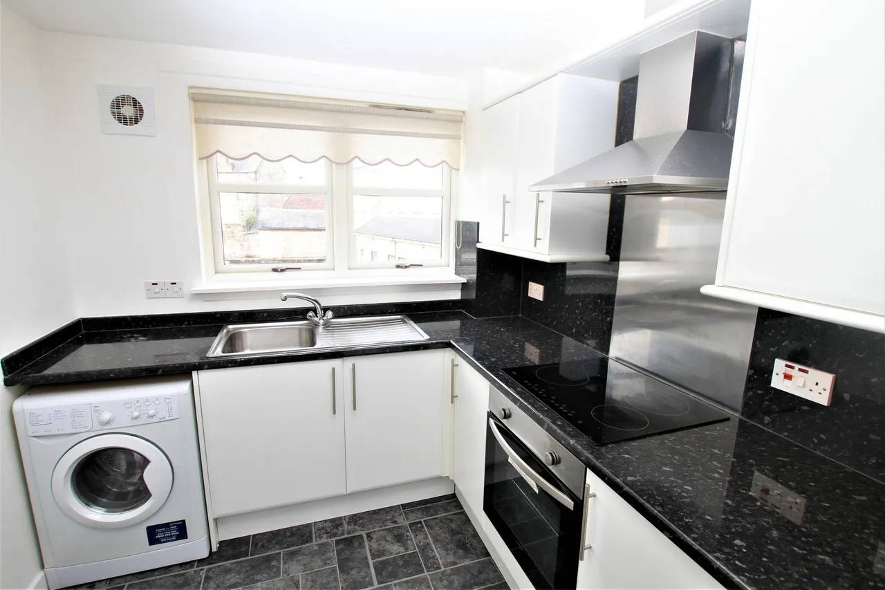 Candleriggs Court, Alloa, FK10, photo 8