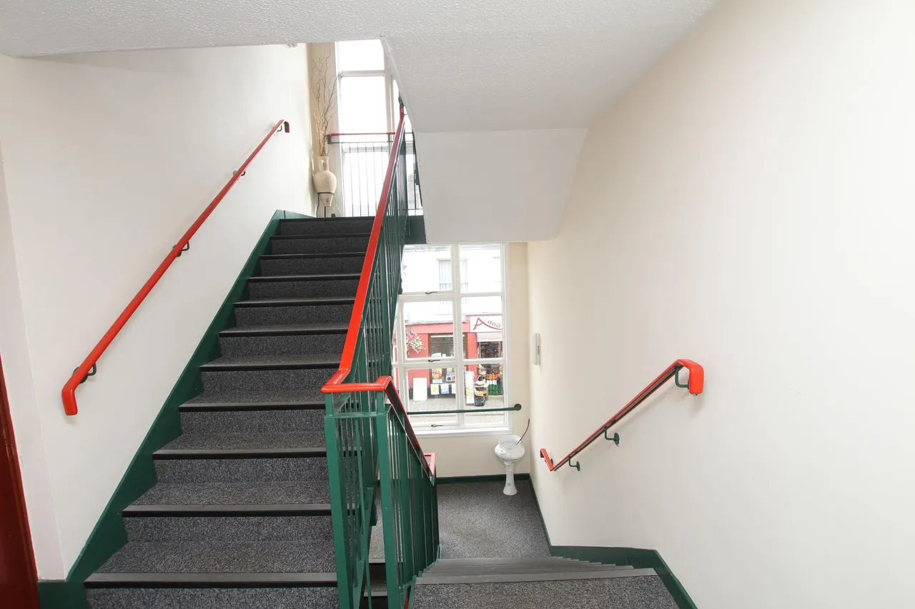 Candleriggs Court, Alloa, FK10, photo 2