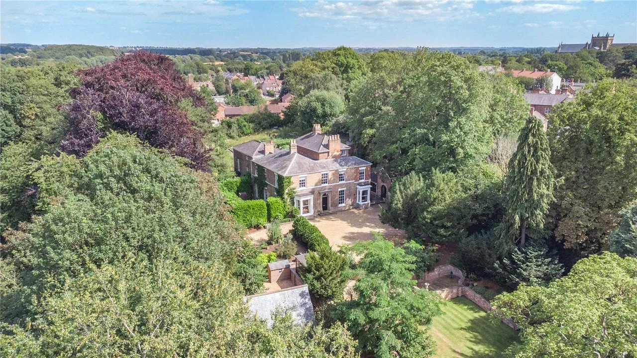 North Lodge, Main House, North Street, Ripon, North Yorkshire, HG4 1HJ, photo 12