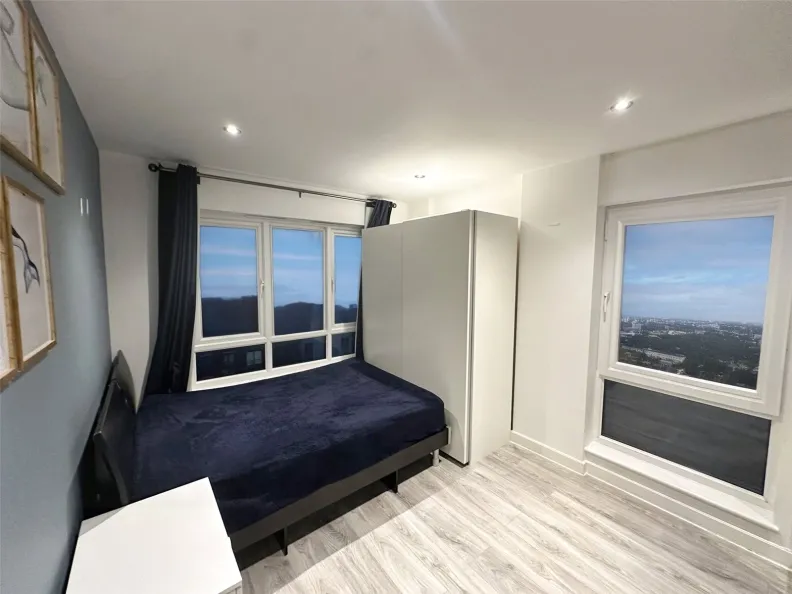East Drive, Beaufort Park, NW9, photo 9