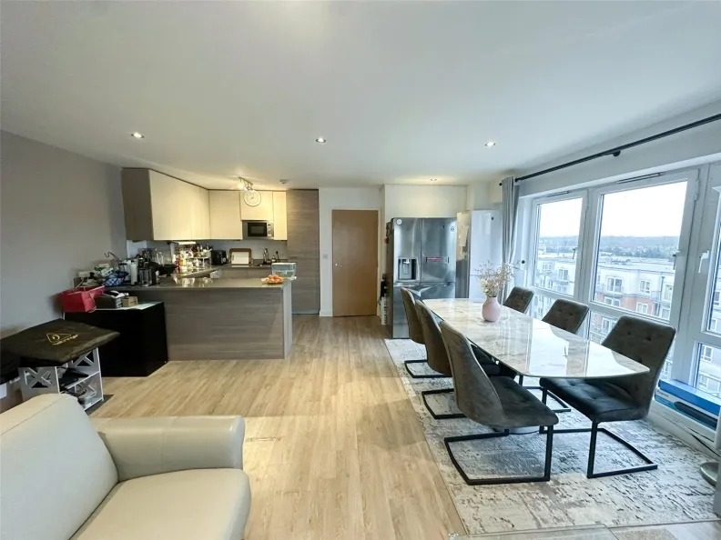 3 bed flat for sale, East Drive, Beaufort Park, NW9