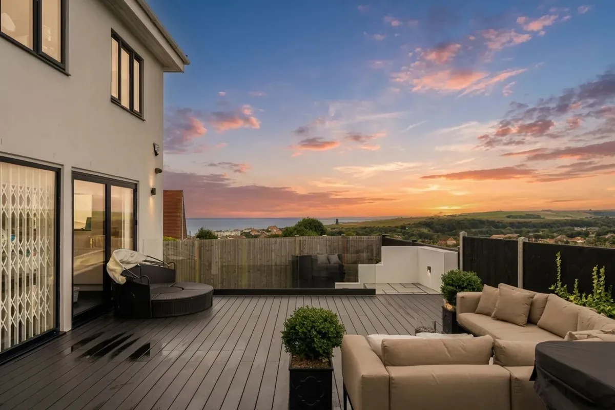 Grand Crescent, Rottingdean, BN2, photo 11