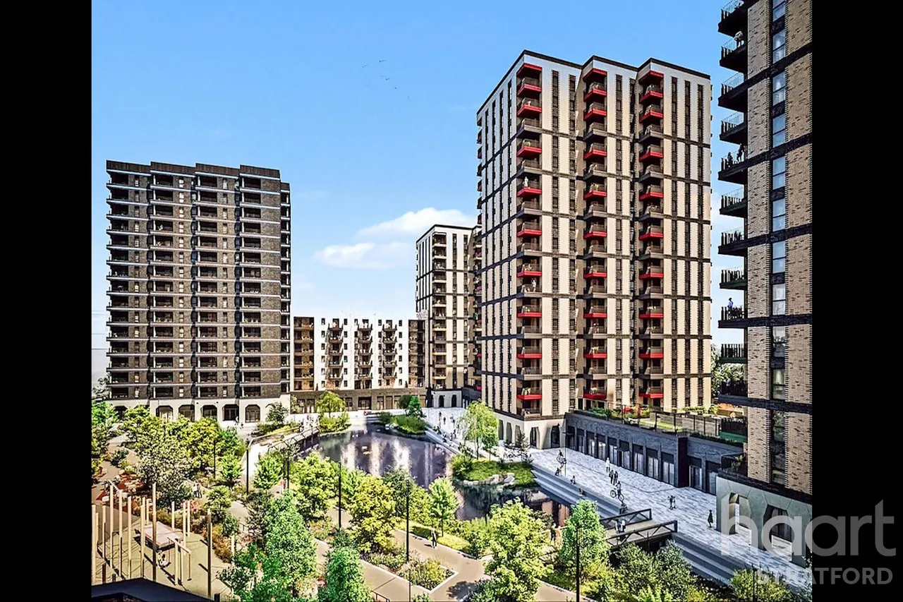 2 bed flat for sale, London, RM9
