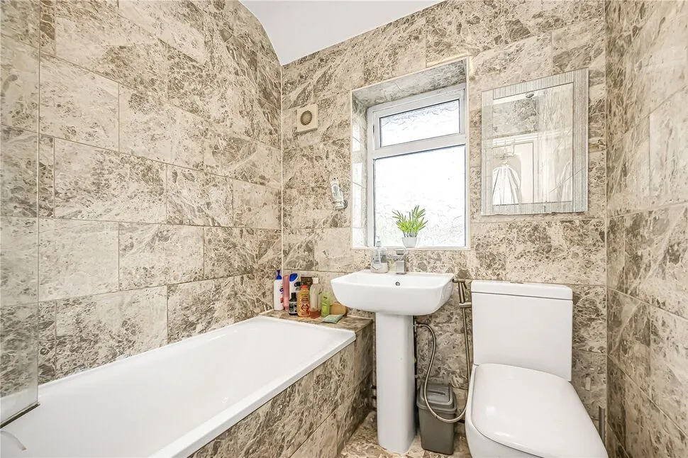Longbridge Road, Dagenham, RM8, photo 7