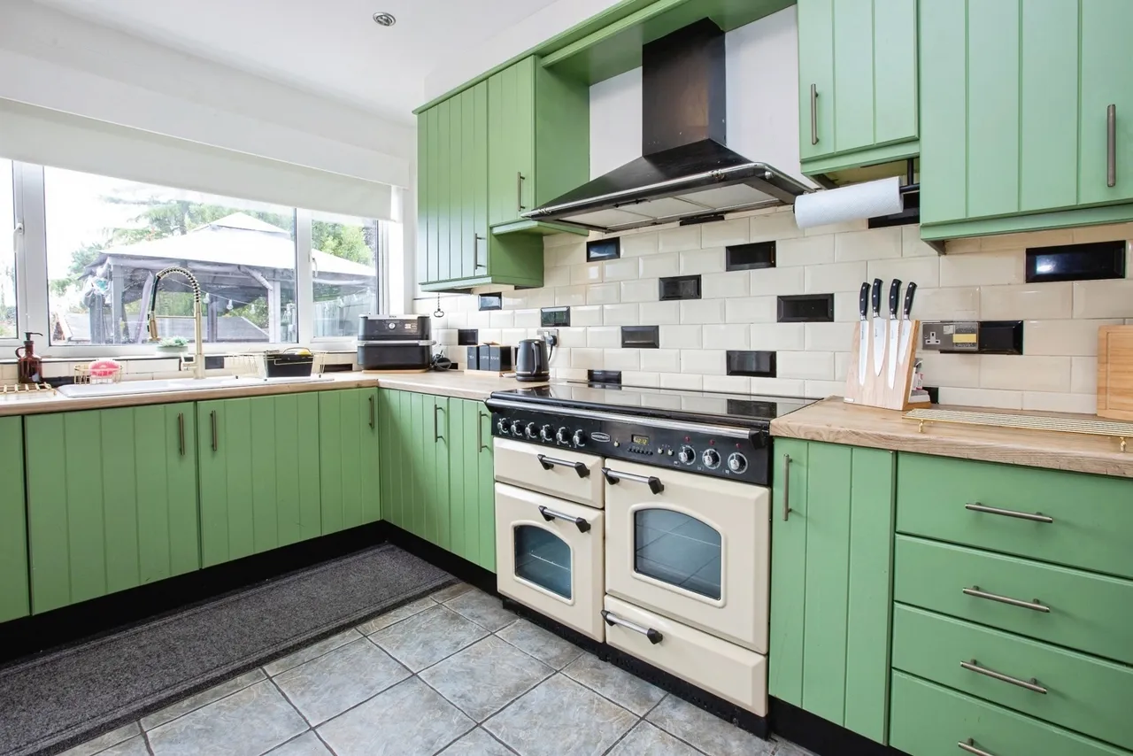 Dalestorth Road, Sutton-in-Ashfield, Nottinghamshire, NG17, photo 5