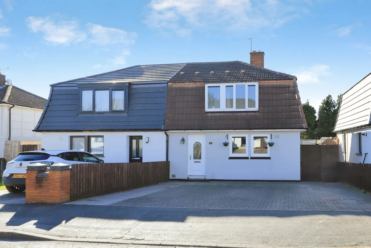 3 bed house for sale, Mervyn Road, Bilston, WV14
