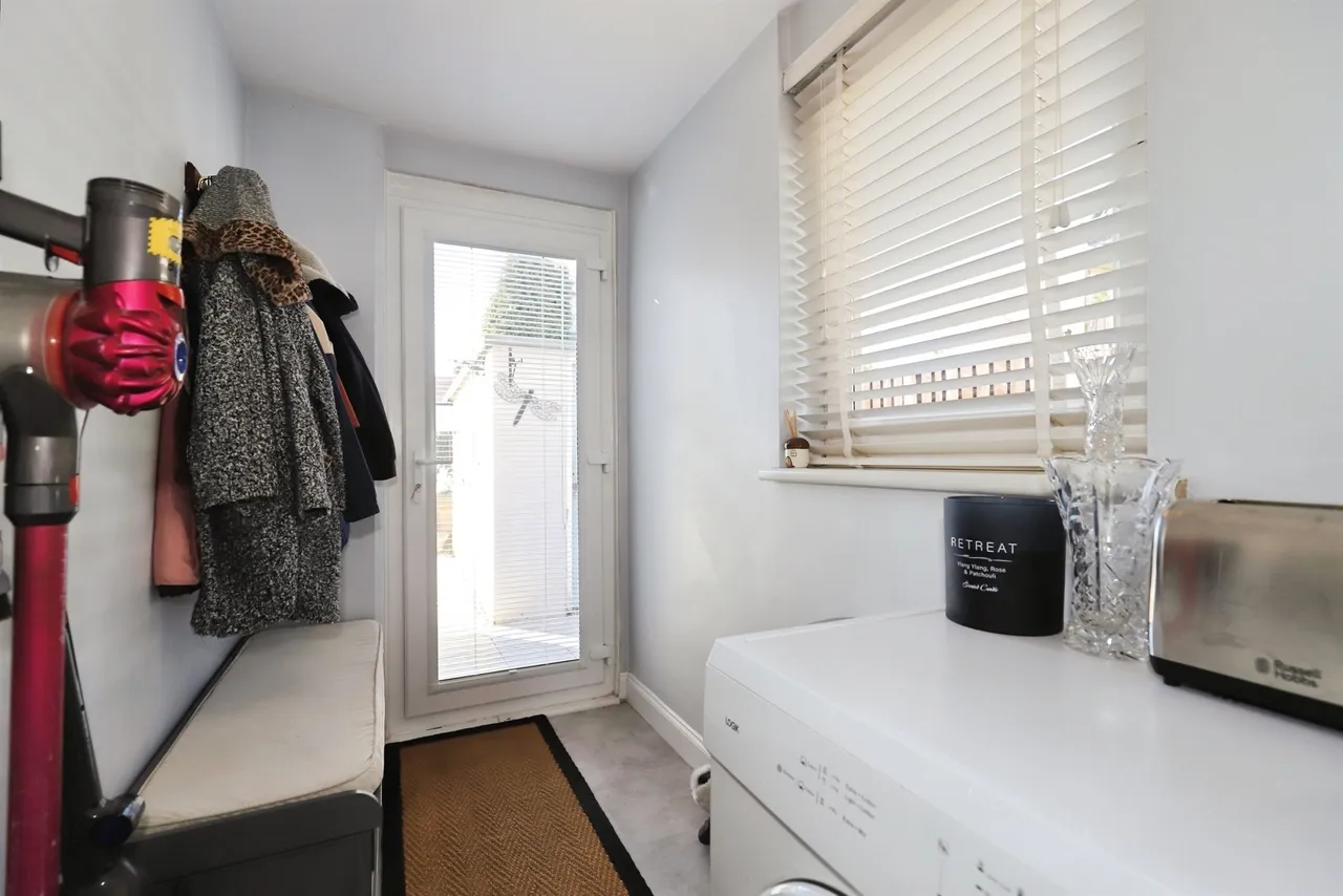 Mervyn Road, Bilston, WV14, photo 9