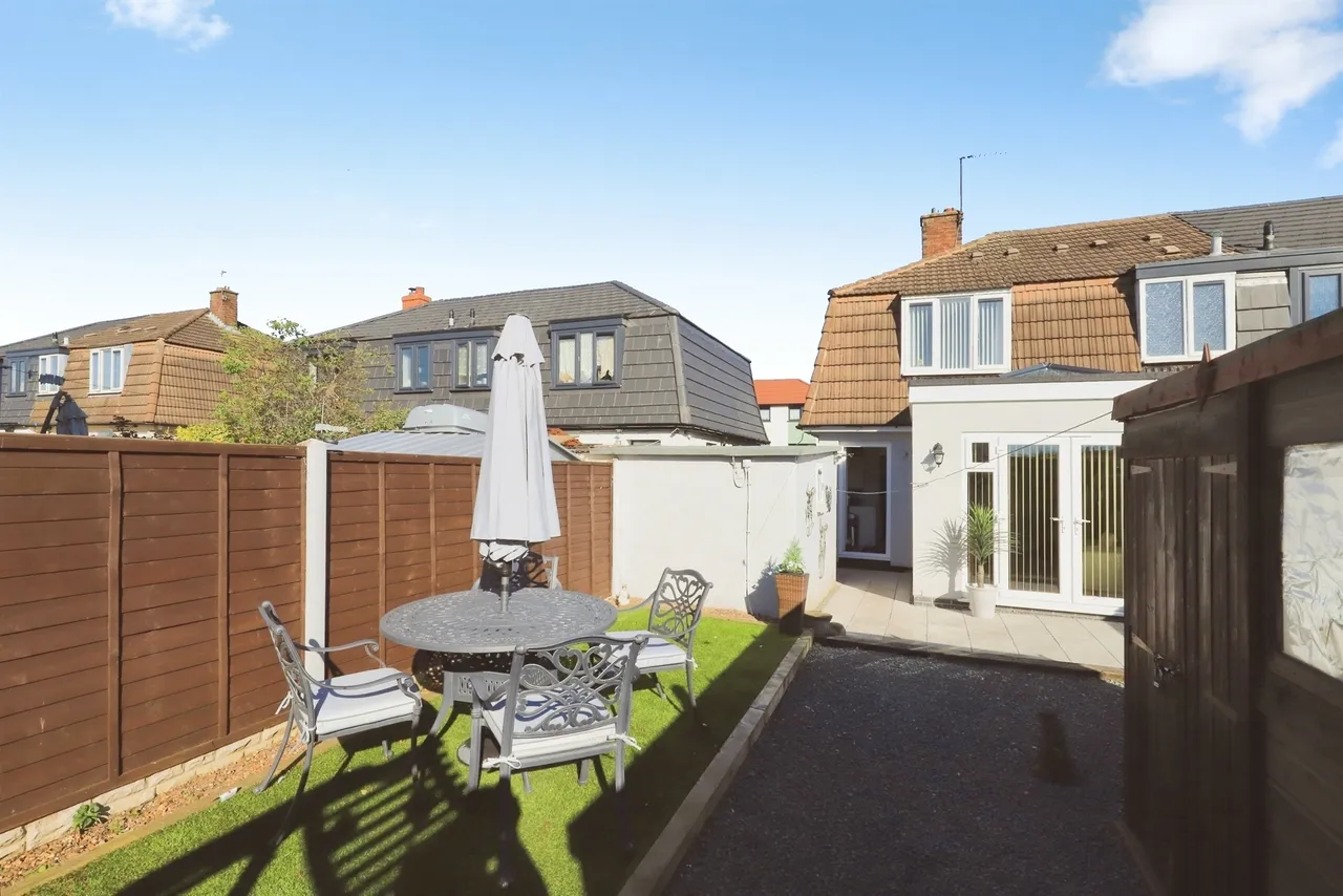 Mervyn Road, Bilston, WV14, photo 24