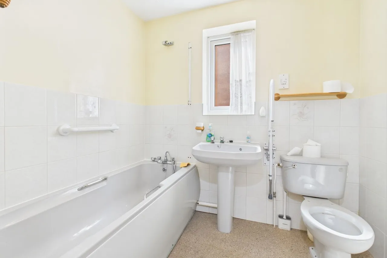 Loxley Close, York, YO30, photo 11