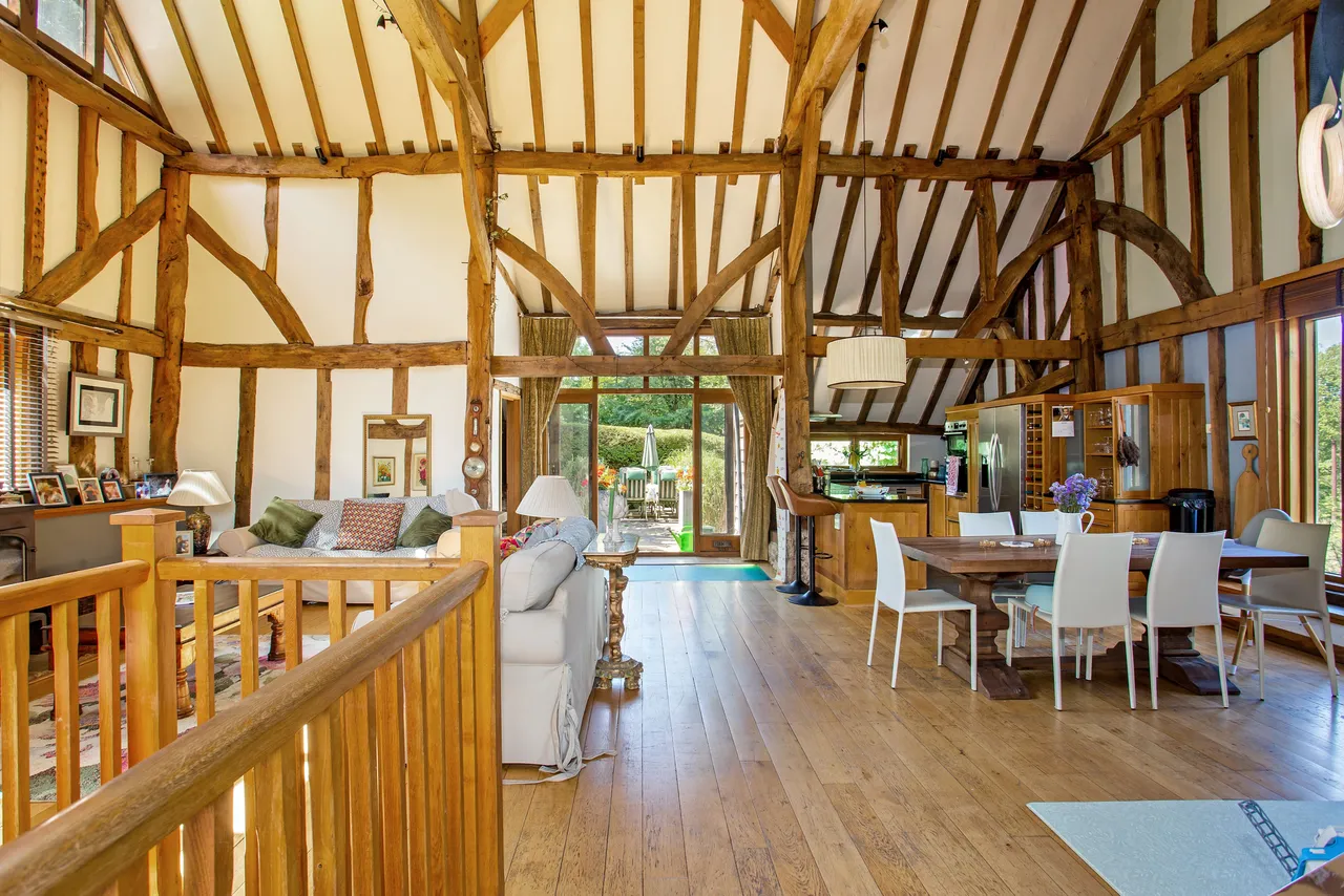 Sturt Road, HASLEMERE, GU27, photo 5