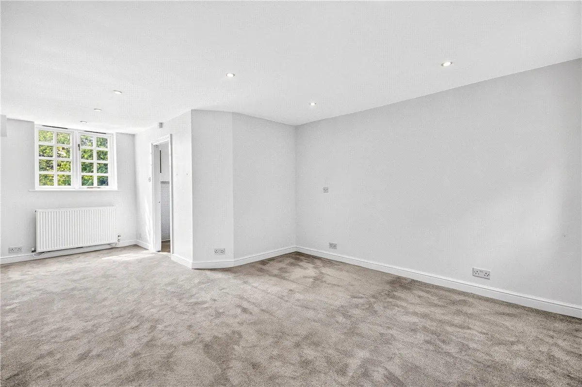 Red Lane, Burton Green, CV8, photo 7