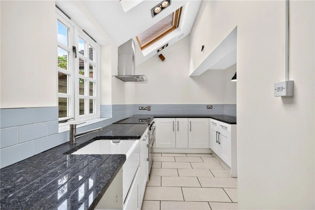 Red Lane, Burton Green, CV8, photo 3