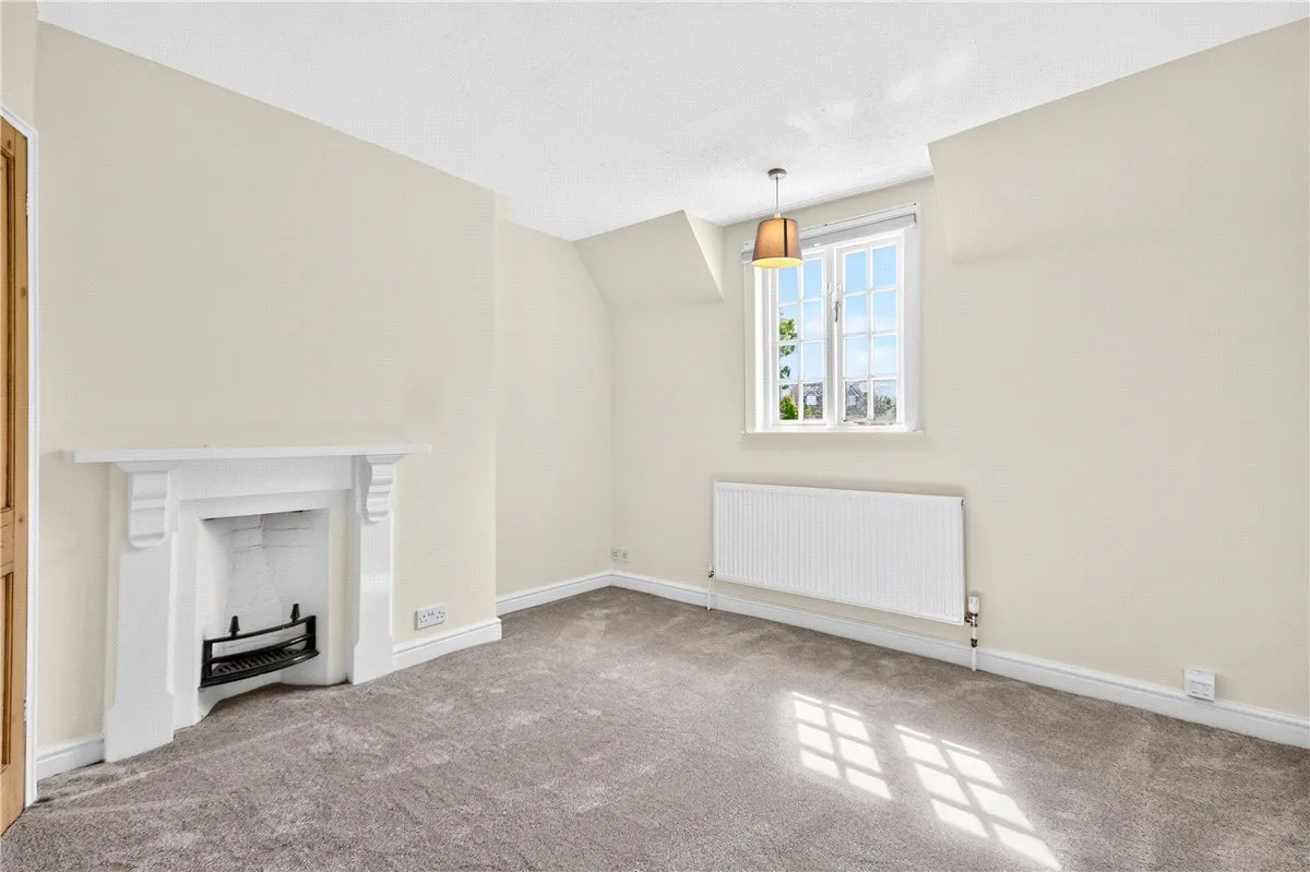 Red Lane, Burton Green, CV8, photo 9