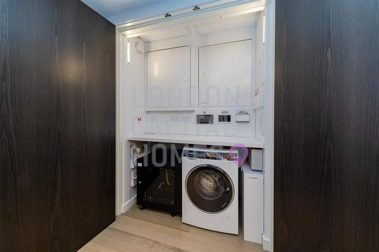 Carnation Way, London, photo 16