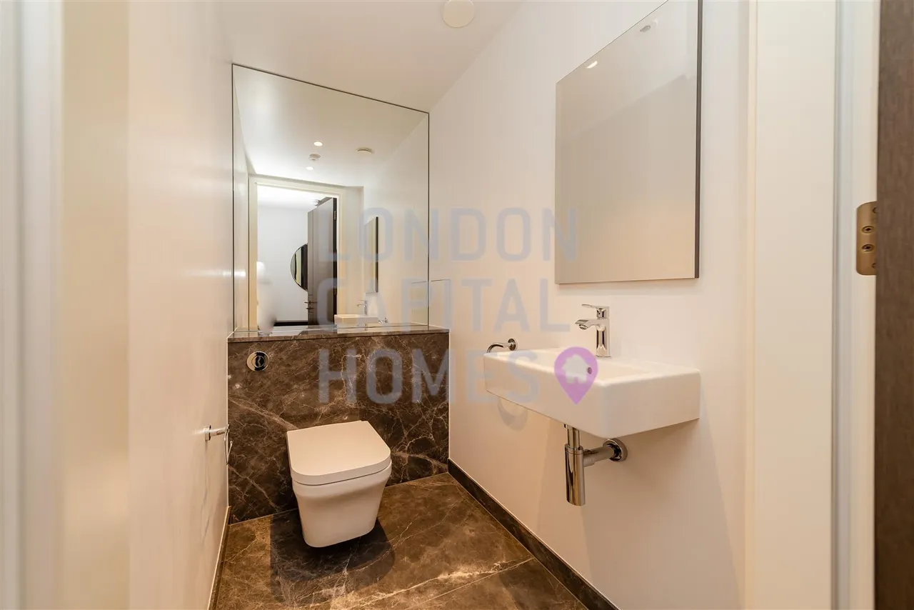 Carnation Way, London, photo 13