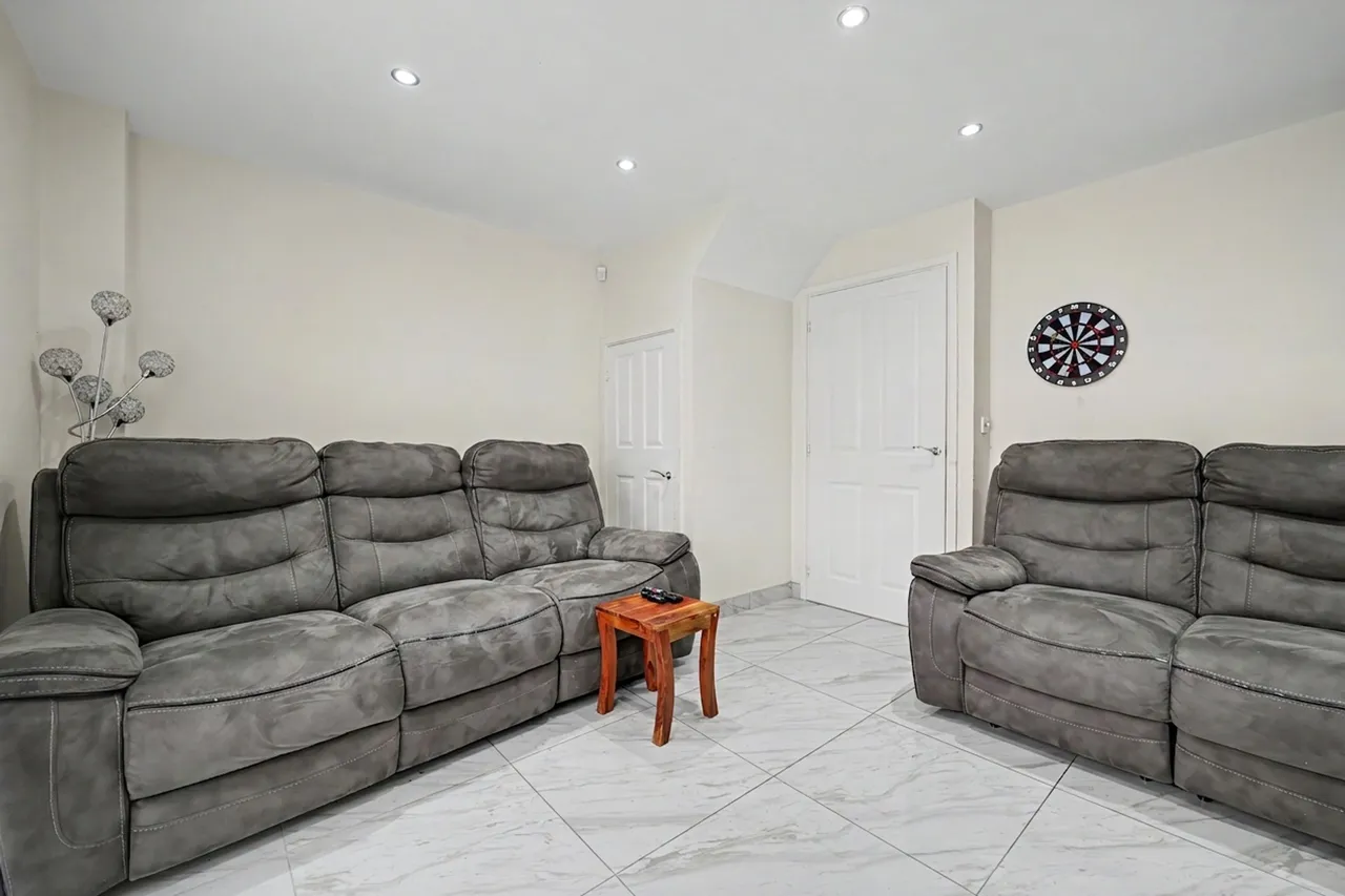 Winston Close, Coventry, CV2, photo 4