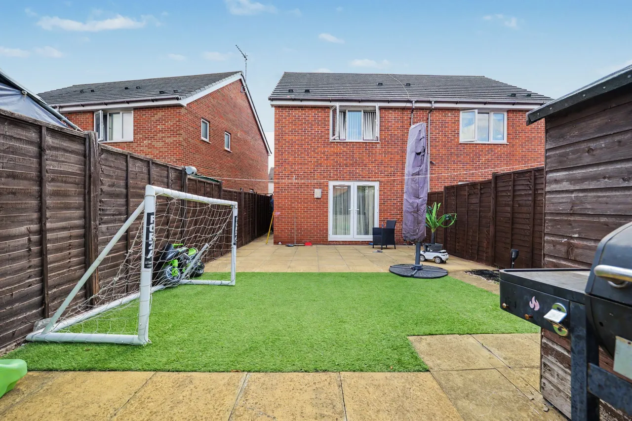 Winston Close, Coventry, CV2, photo 14