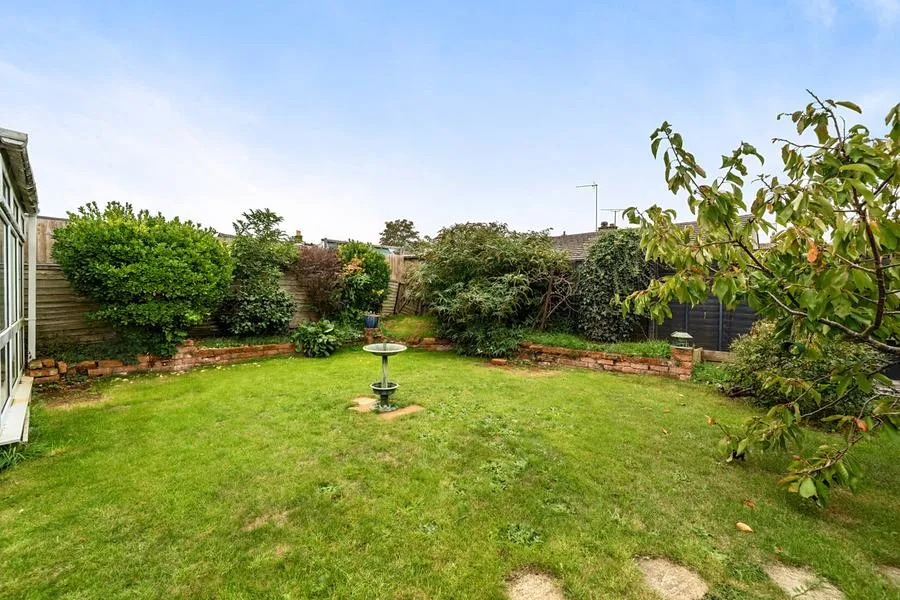 Newcombe Close, Milcombe, OX15, photo 7