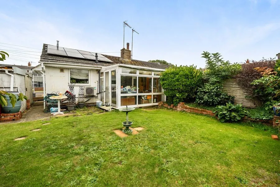 Newcombe Close, Milcombe, OX15, photo 2