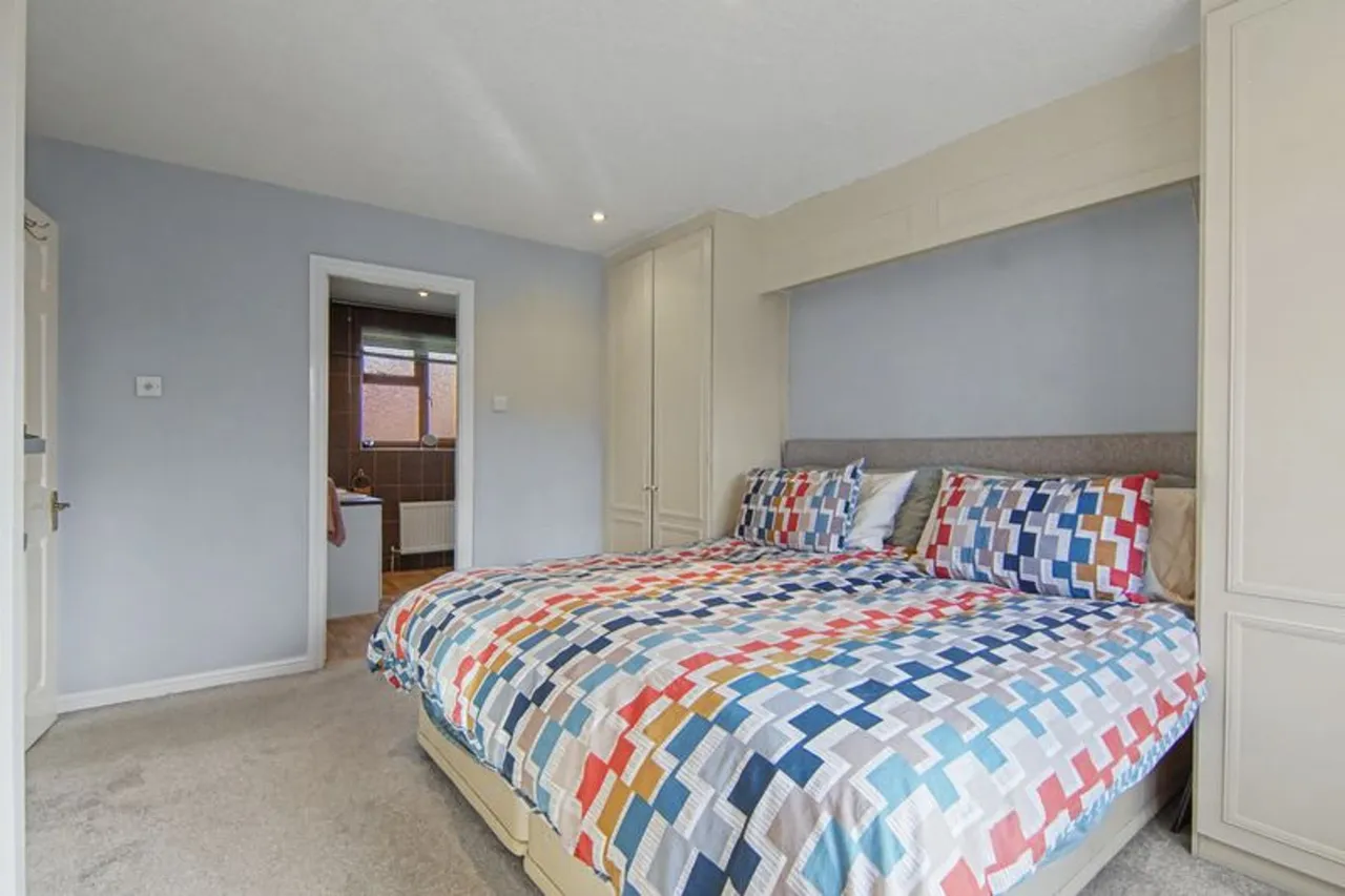 Eldersfield Grove, Solihull, B91, photo 16