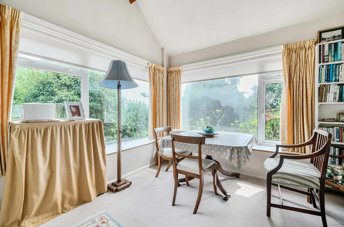 Pulborough, RH20 2AH, photo 5